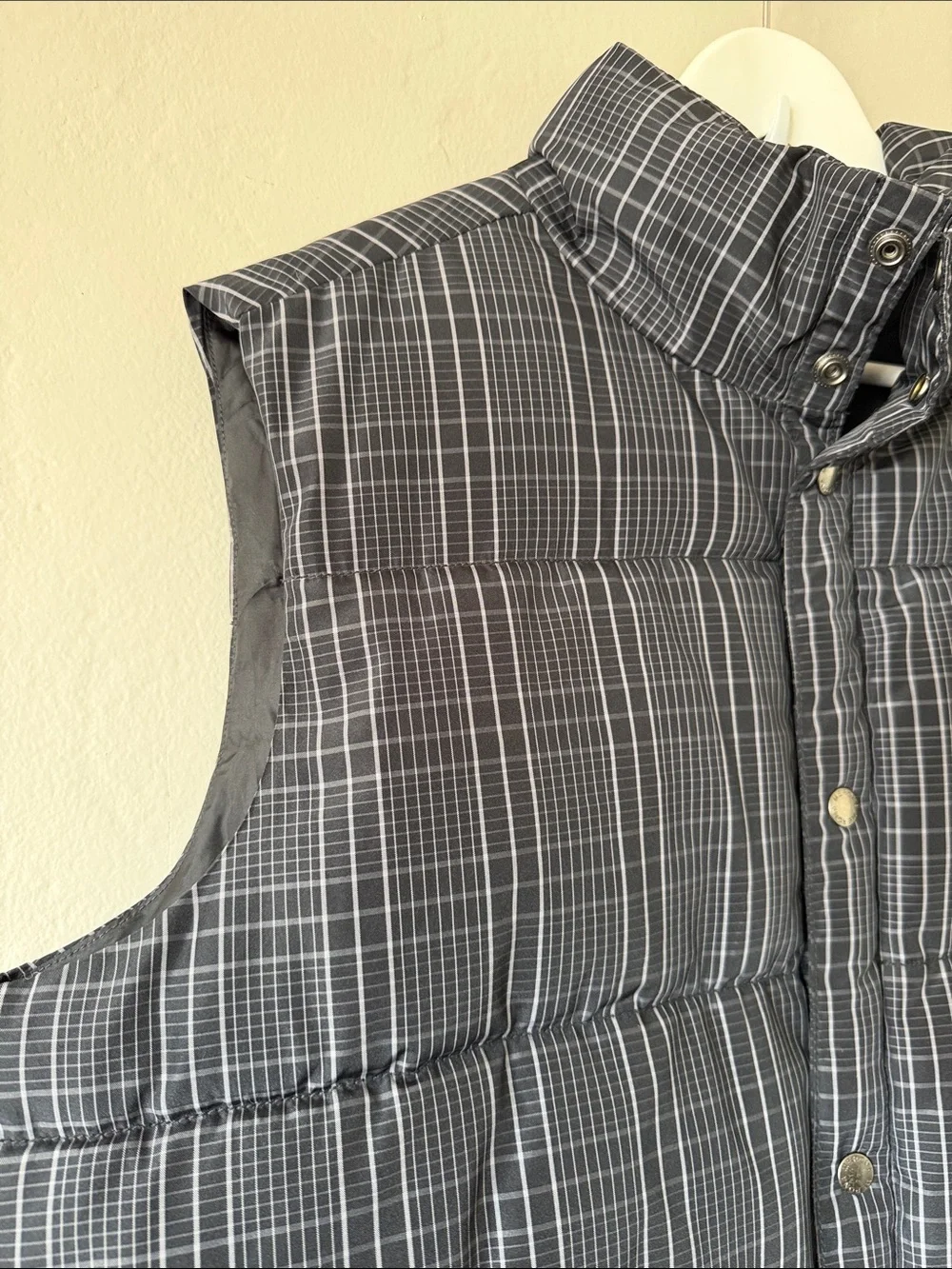 Merona Black Plaid Quilted Puffer Vest
